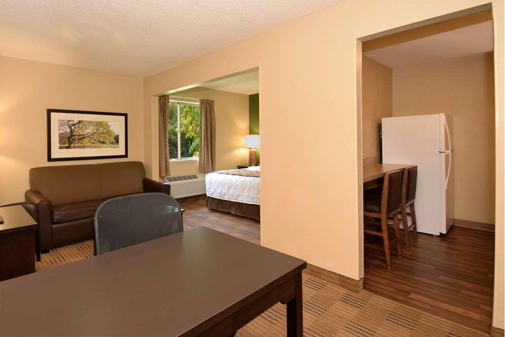 Extended Stay America Suites - Raleigh - Cary - Harrison Ave Værelse billede
