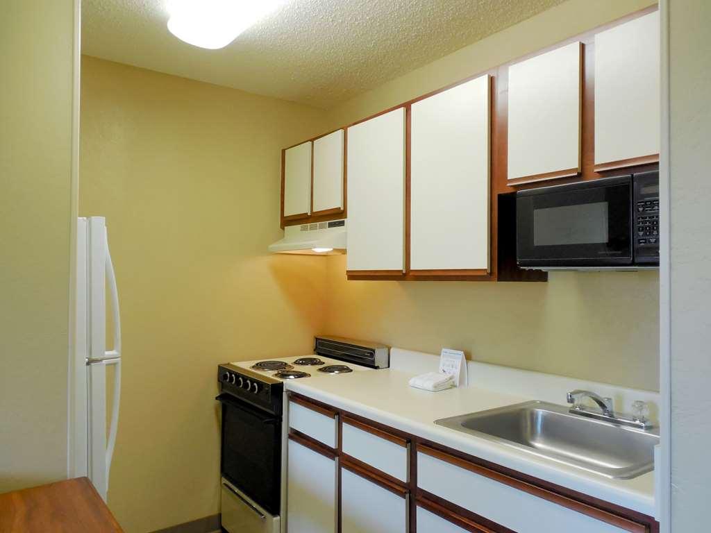 Extended Stay America Suites - Raleigh - Cary - Harrison Ave Værelse billede