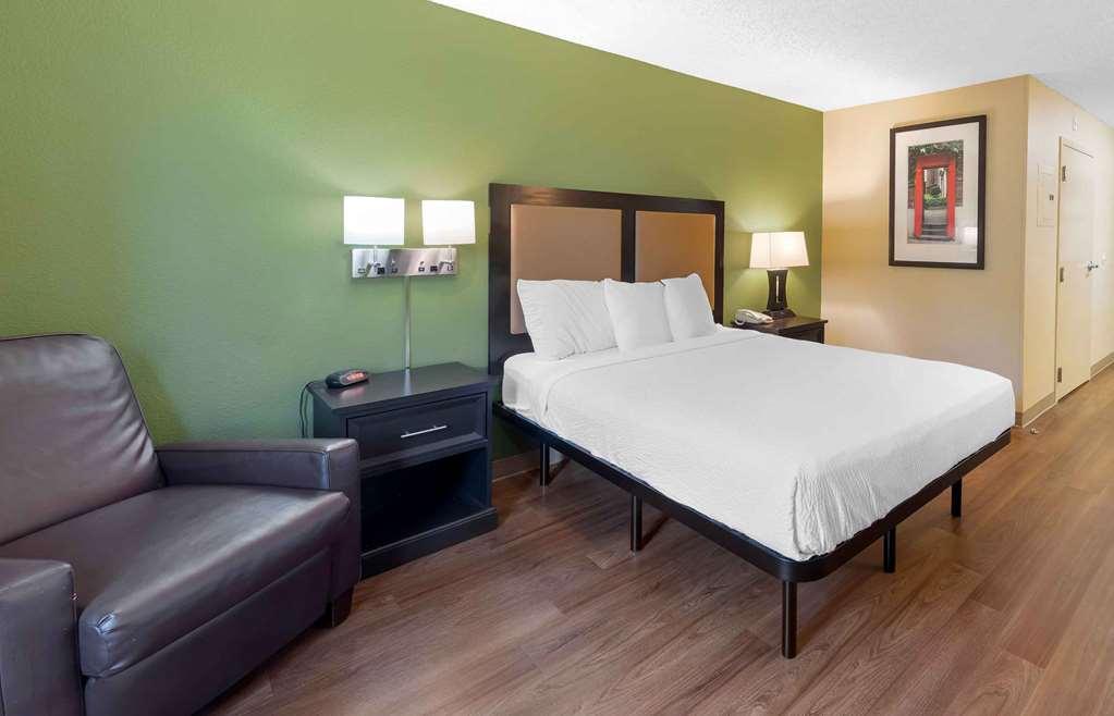 Extended Stay America Suites - Raleigh - Cary - Harrison Ave Værelse billede