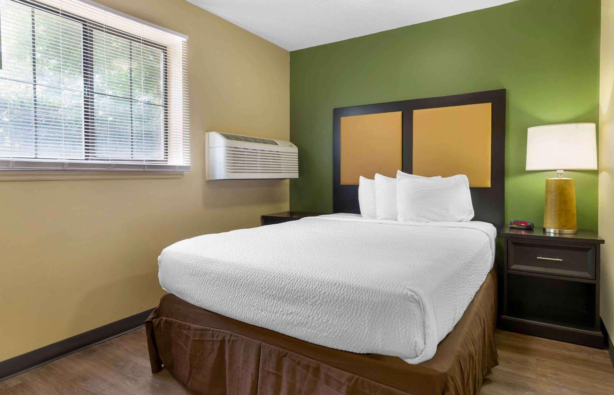 Extended Stay America Suites - Raleigh - Cary - Harrison Ave Eksteriør billede