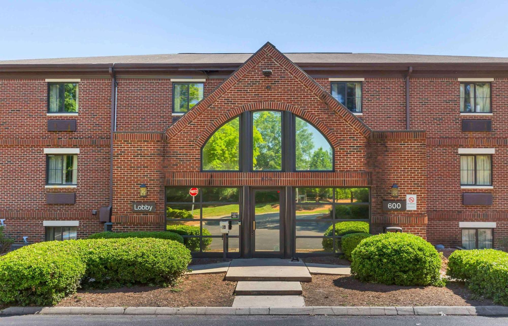 Extended Stay America Suites - Raleigh - Cary - Harrison Ave Eksteriør billede