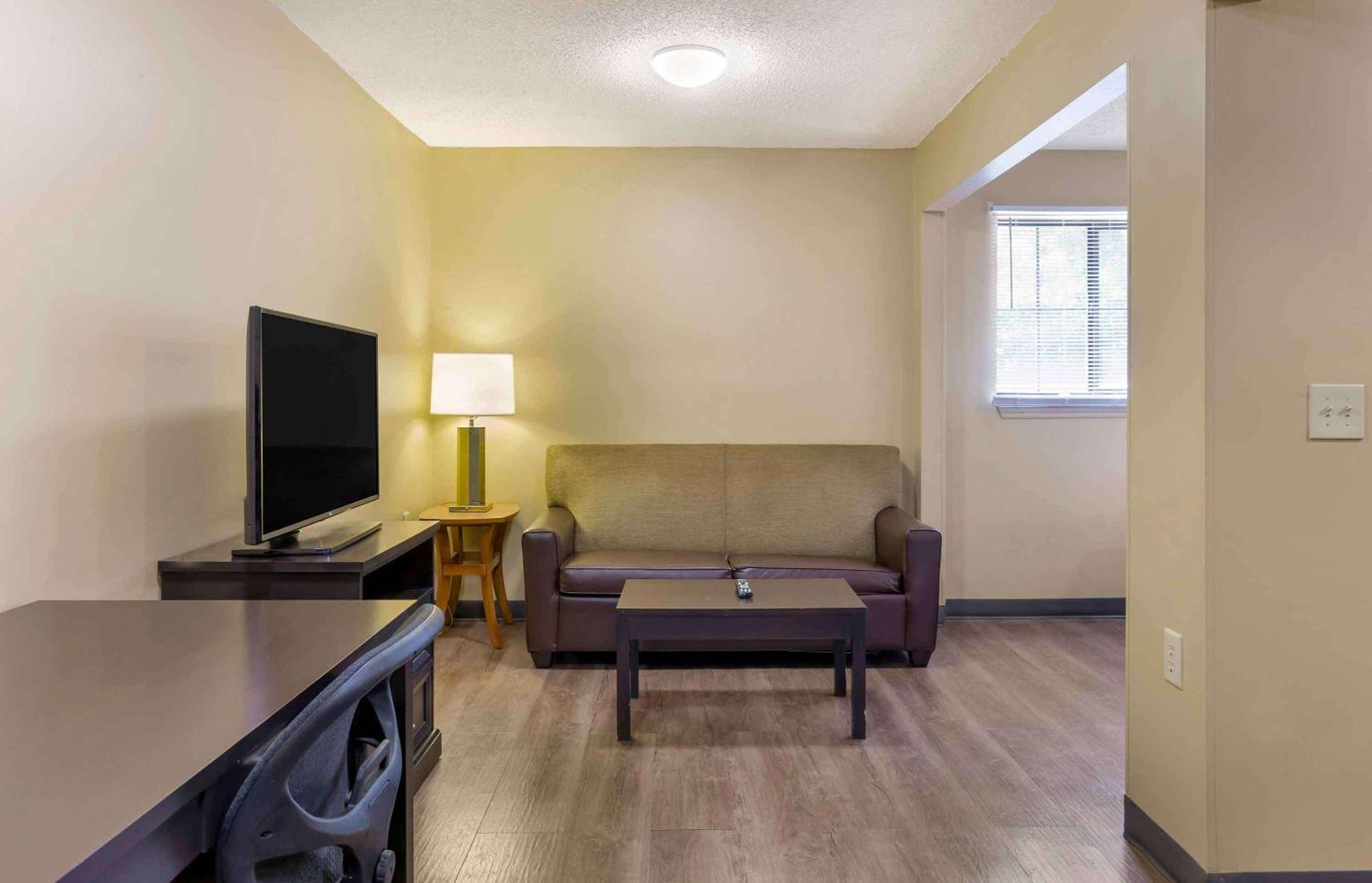 Extended Stay America Suites - Raleigh - Cary - Harrison Ave Eksteriør billede