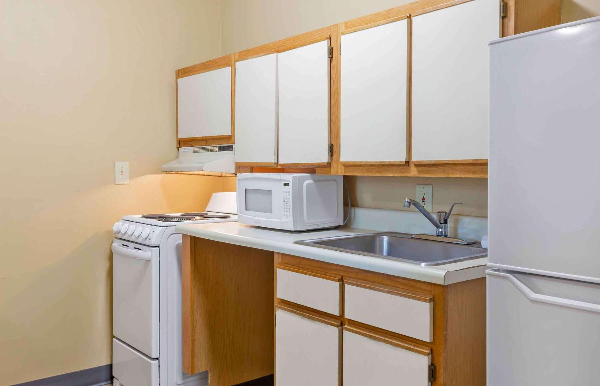 Extended Stay America Suites - Raleigh - Cary - Harrison Ave Eksteriør billede