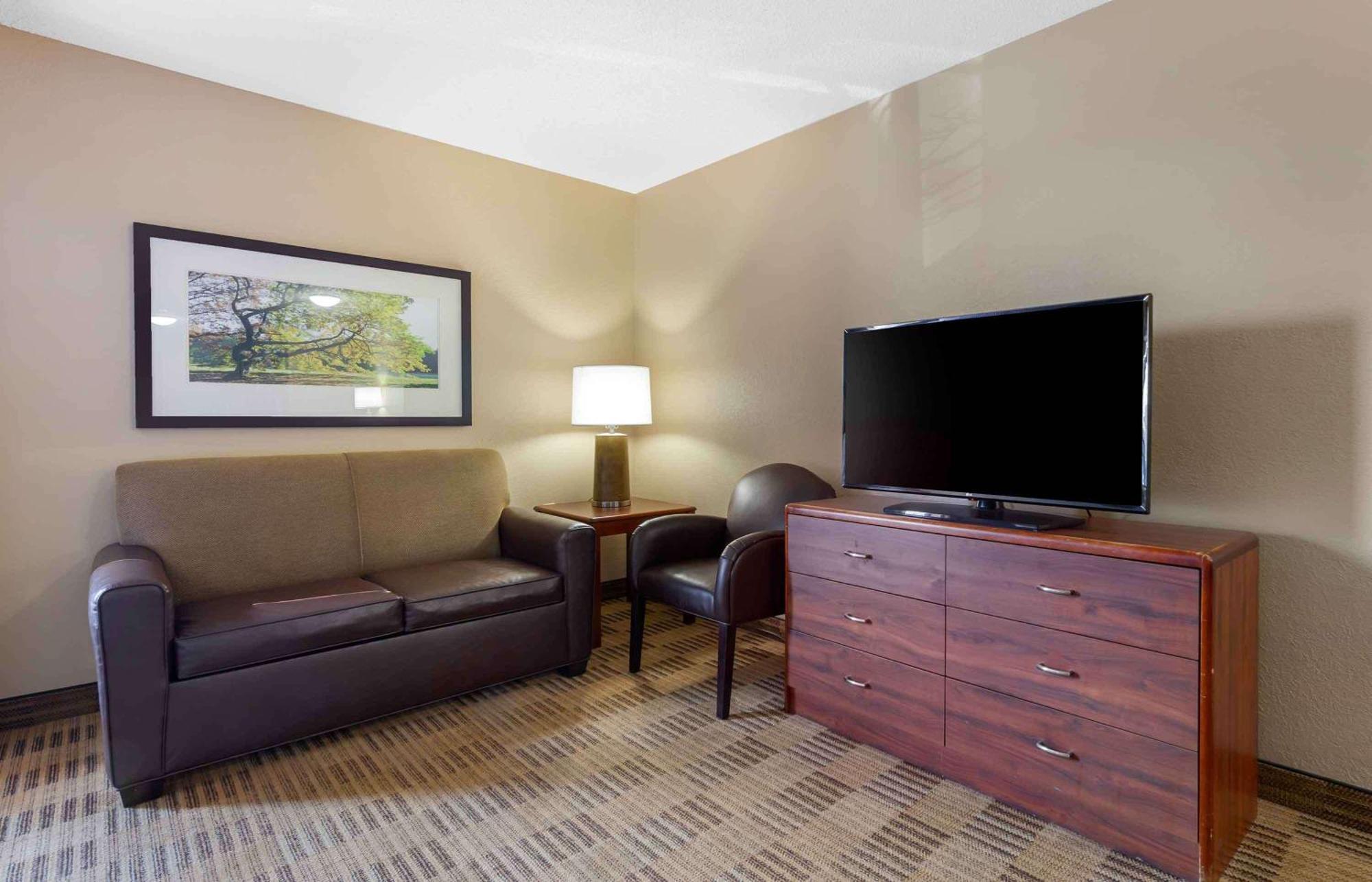 Extended Stay America Suites - Raleigh - Cary - Harrison Ave Eksteriør billede