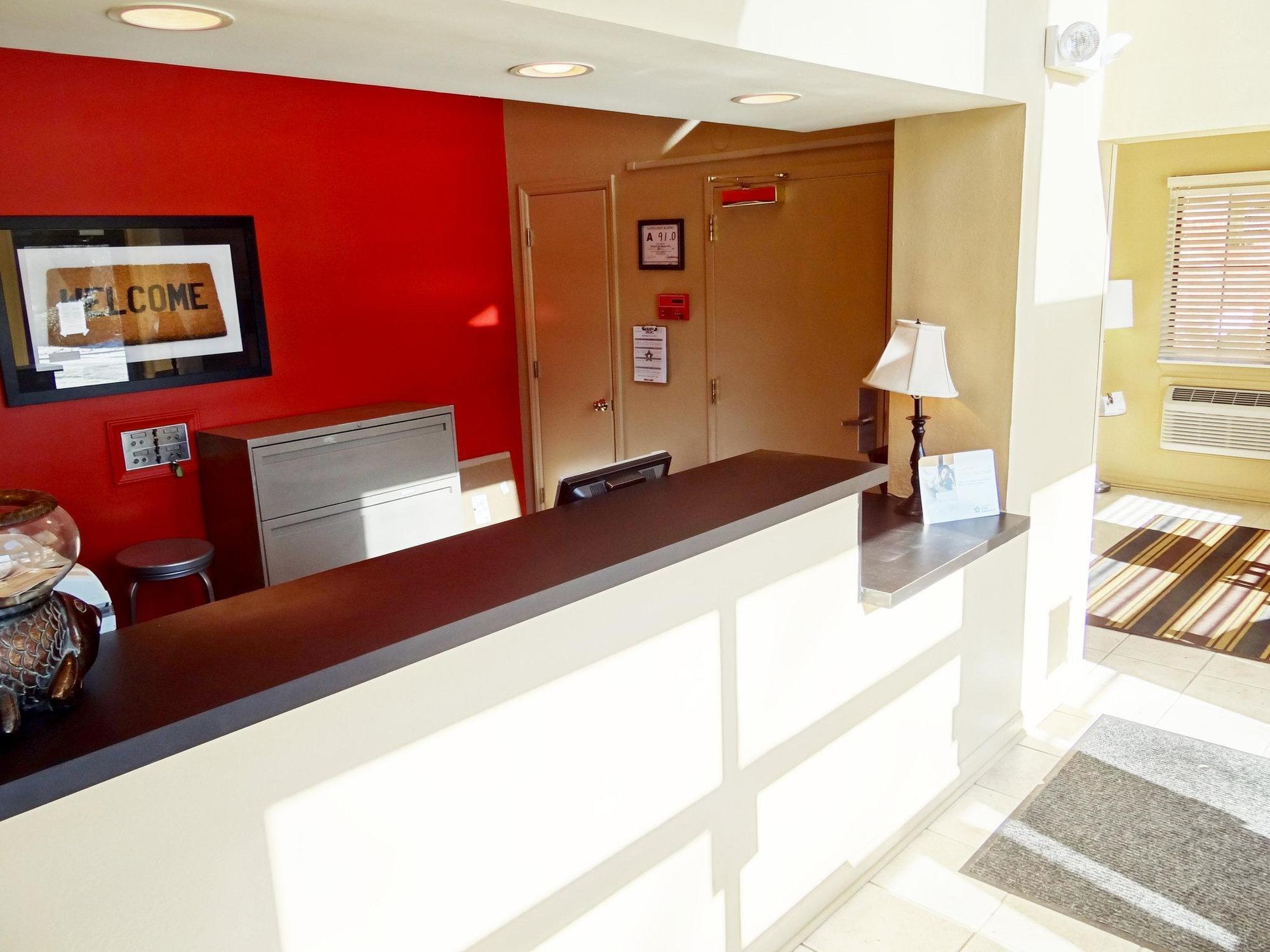 Extended Stay America Suites - Raleigh - Cary - Harrison Ave Eksteriør billede
